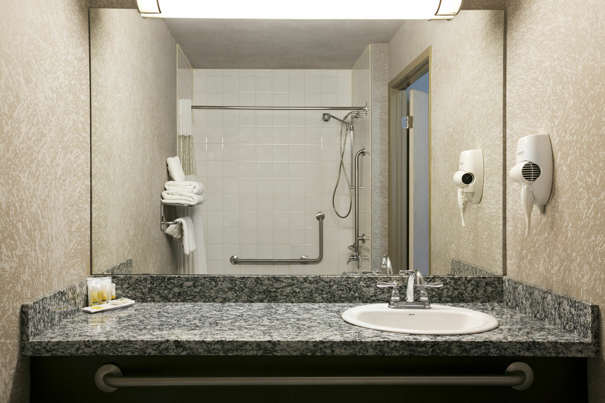 Days Inn By Wyndham רגינה מראה חיצוני תמונה